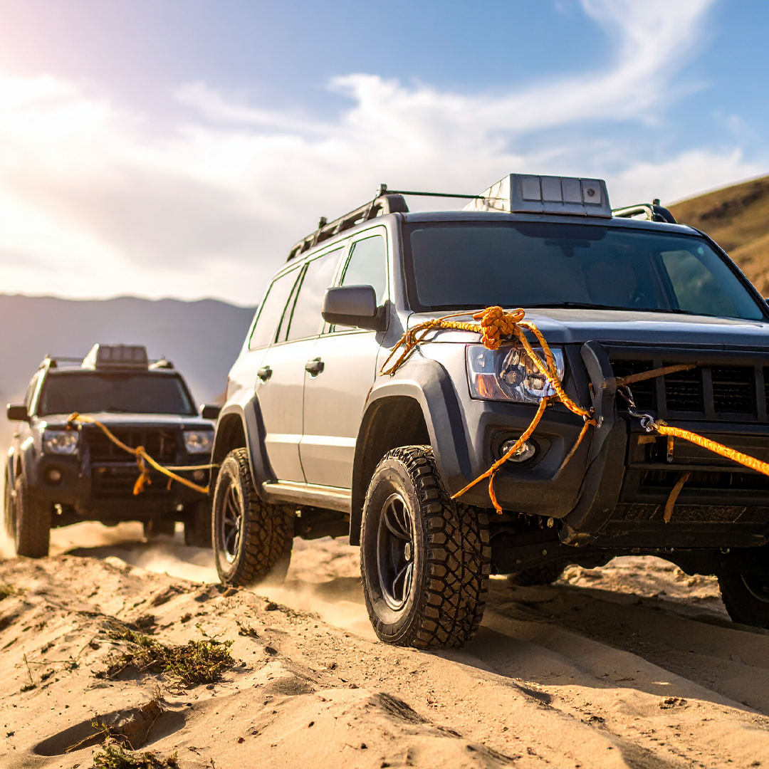 Compact Vehicle Recovery Rope Kit: 1" Kinetic Nylon Rope & Soft Shackles