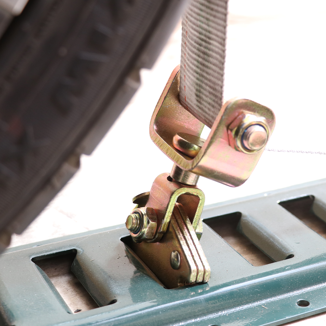 E Track Swivel Idler Anchors: Versatile Cargo Securing Solution